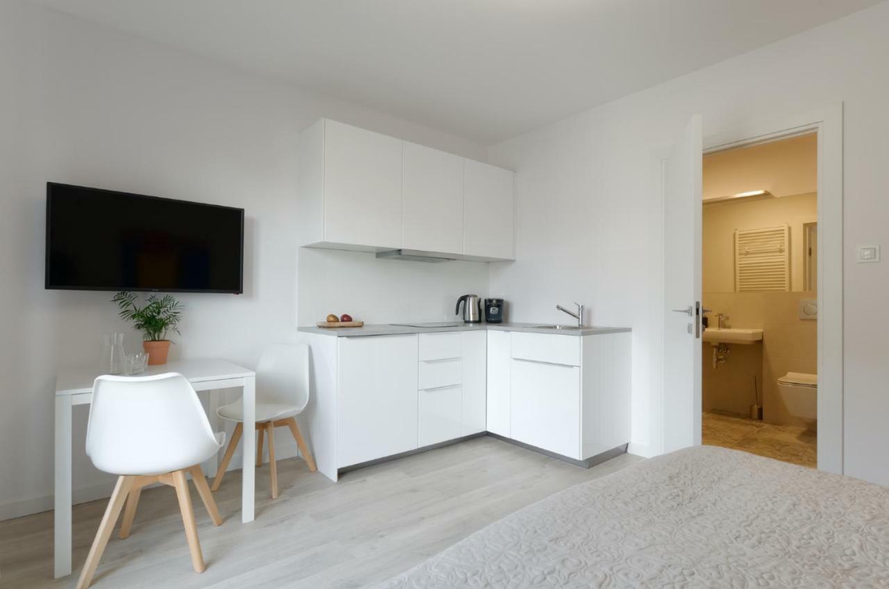 Apple Green Apartments Poznan Exterior photo